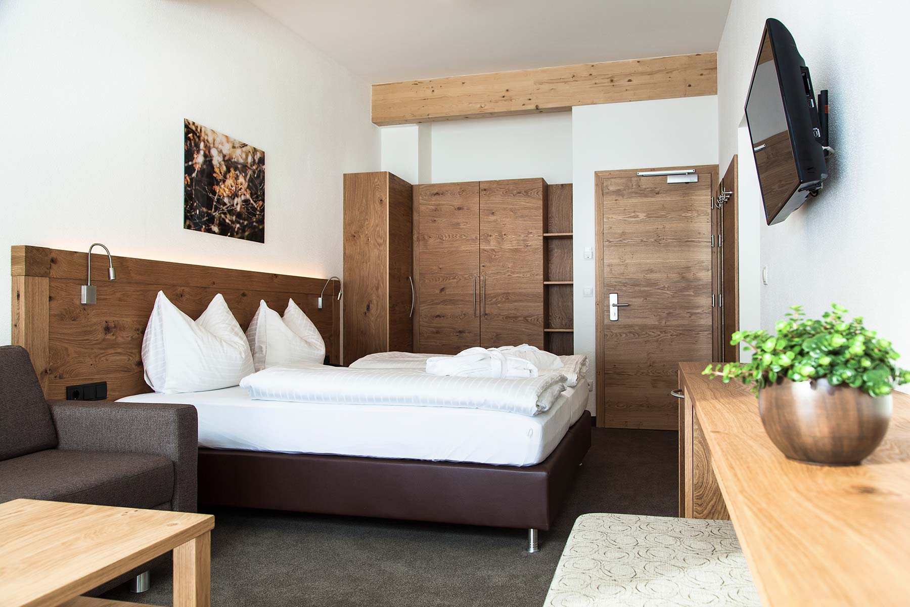 modernes Doppelzimmer in St. Anton