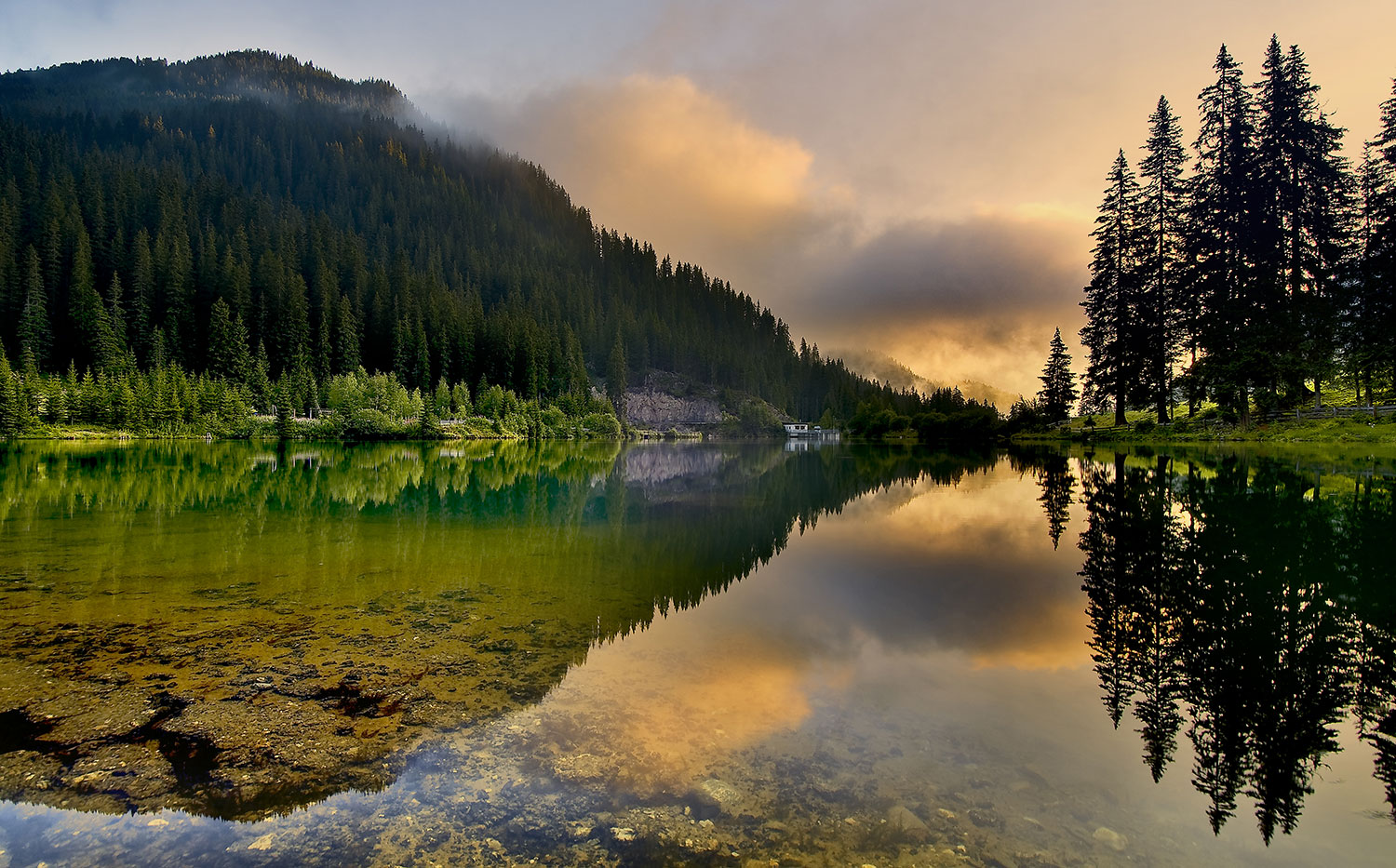 See am Arlberg im Sommer