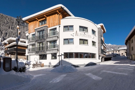 Bild: Exterior view Apart Alpenleben - St. Anton