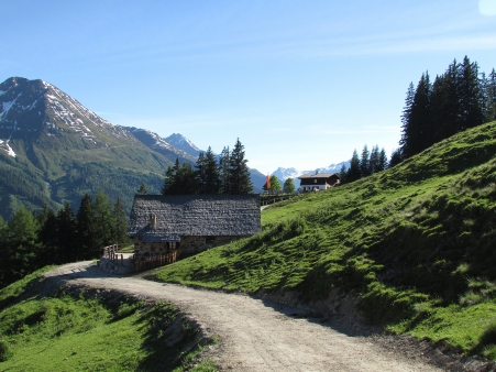 Bild: Almhütte am Arlberg 