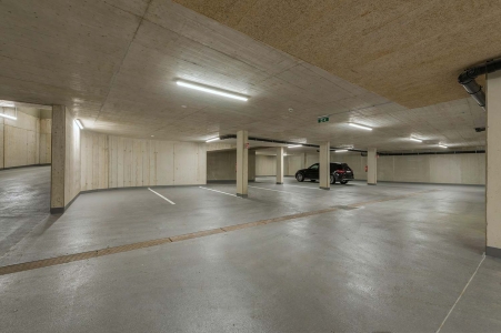 Bild: Garage samt E-Ladestation - St. Anton am Arlberg